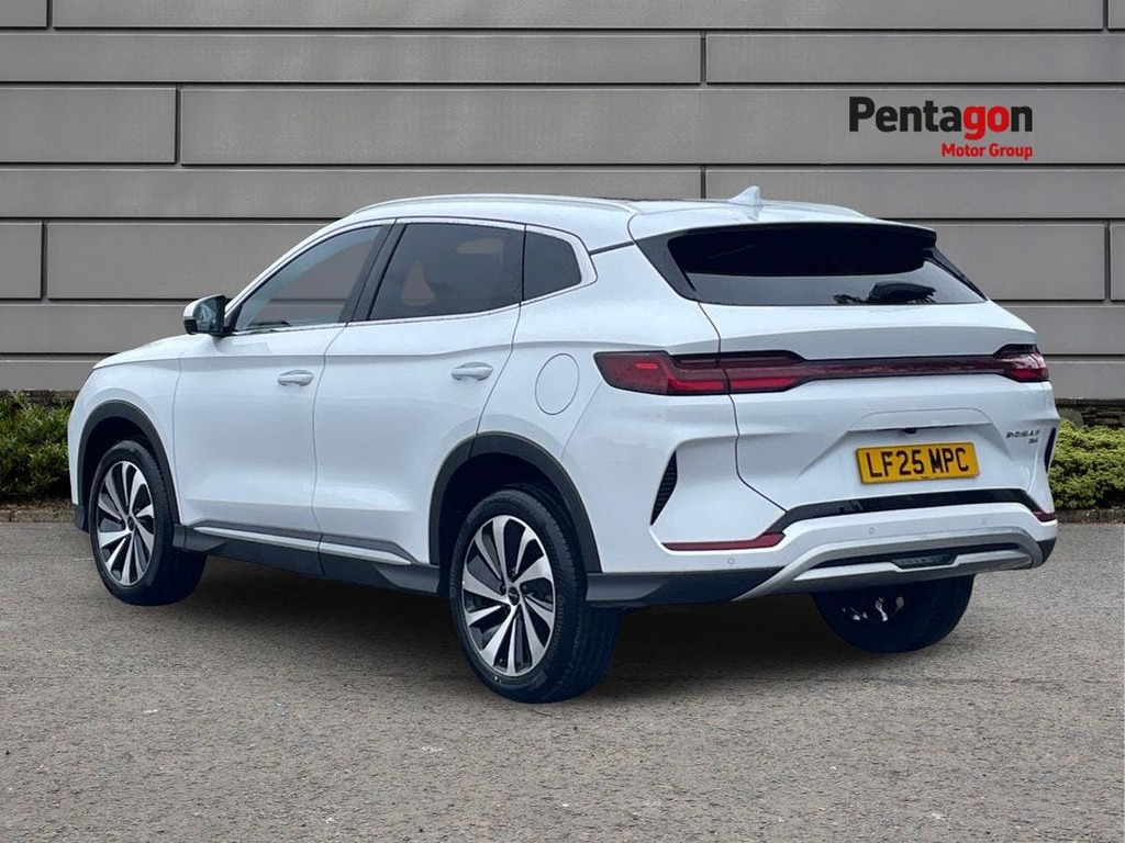 Byd Seal U 1.5 26.6Kwh Comfort Suv Plug In Hybrid LF25MPC White #2
