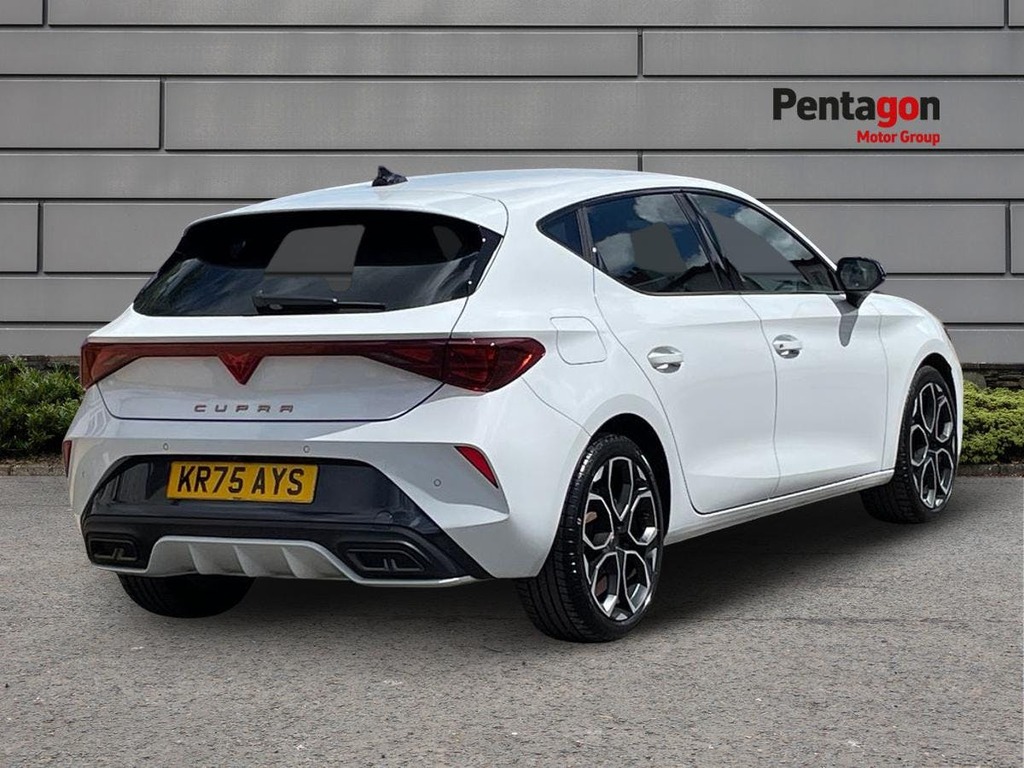 Cupra Leon 1.5 Etsi V2 Hatchback Hybrid Dsg Euro 6 KR75AYS White #4
