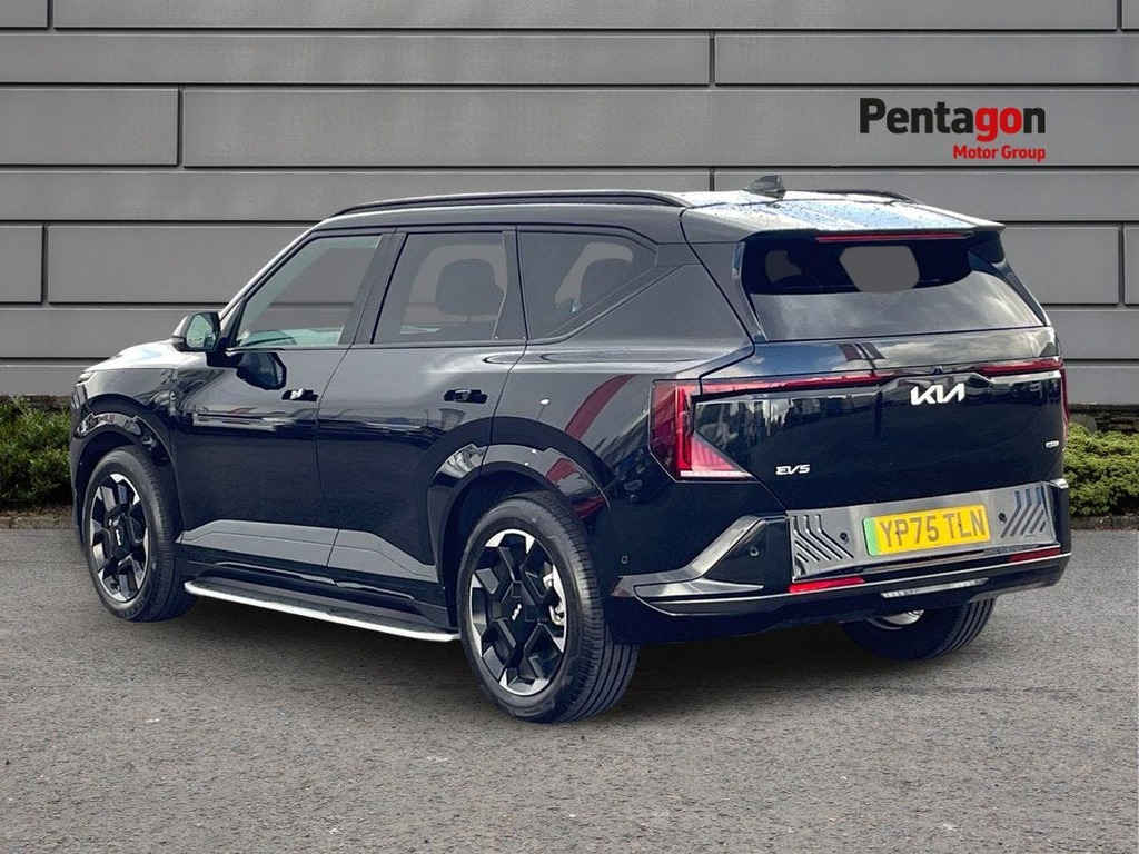Kia  81.4Kwh Gt Line S Suv 214 Bhp YP75TLN Black #2