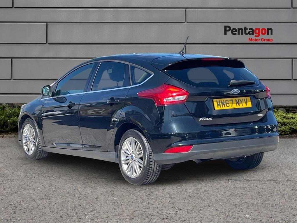 Ford Focus 1.0T Ecoboost Zetec Edition Hatchback M MW67NYV Black #2