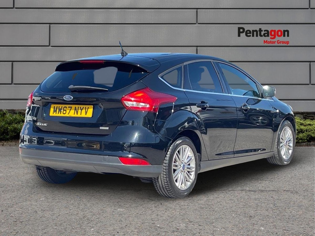 Ford Focus 1.0T Ecoboost Zetec Edition Hatchback M MW67NYV Black #4