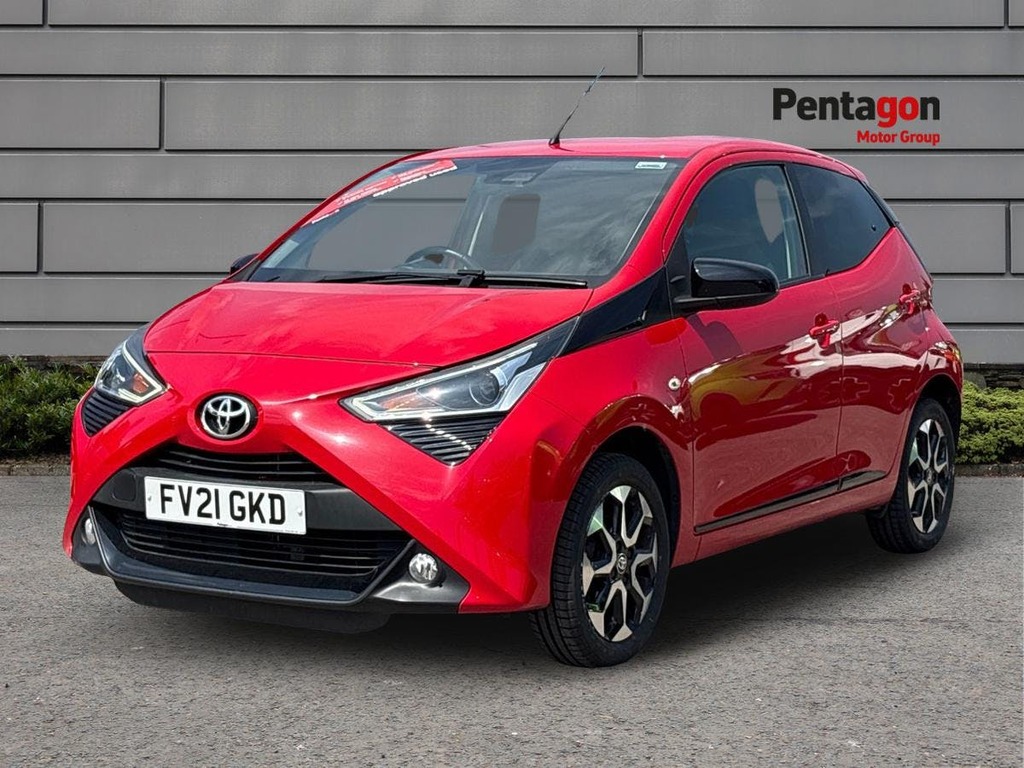 Toyota Aygo 1.0 Vvt I X Trend Hatchback Euro FV21GKD Red #3