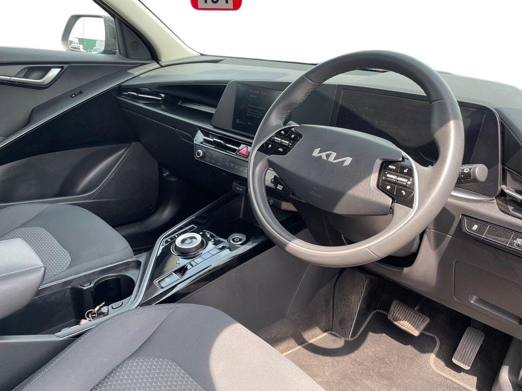 Kia e-Niro 64.8Kwh 2 Suv 201 Bhp MM72UBB Grey #5