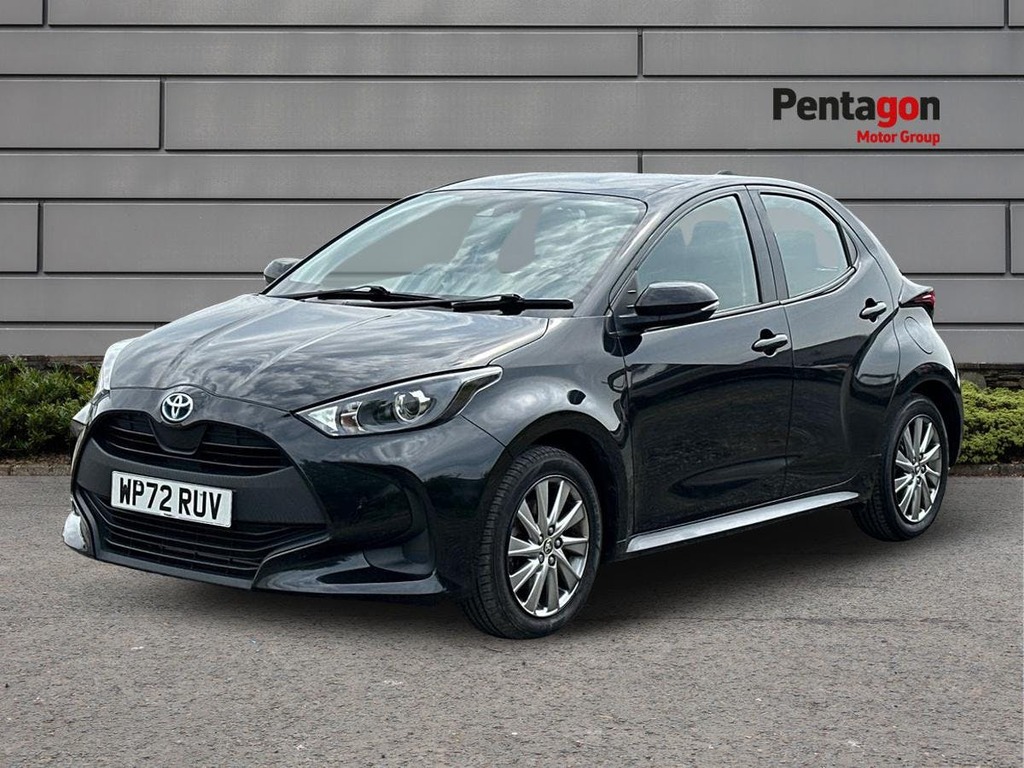 Toyota Yaris 1.5 Vvt H Icon Hatchback Hybrid E Cvt E WP72RUV Black #3