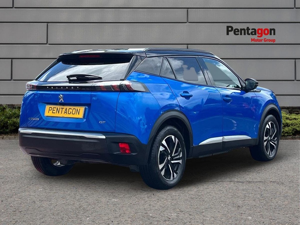 Peugeot e-2008 50Kwh Gt Suv 7Kw Charger 136 Blue #4