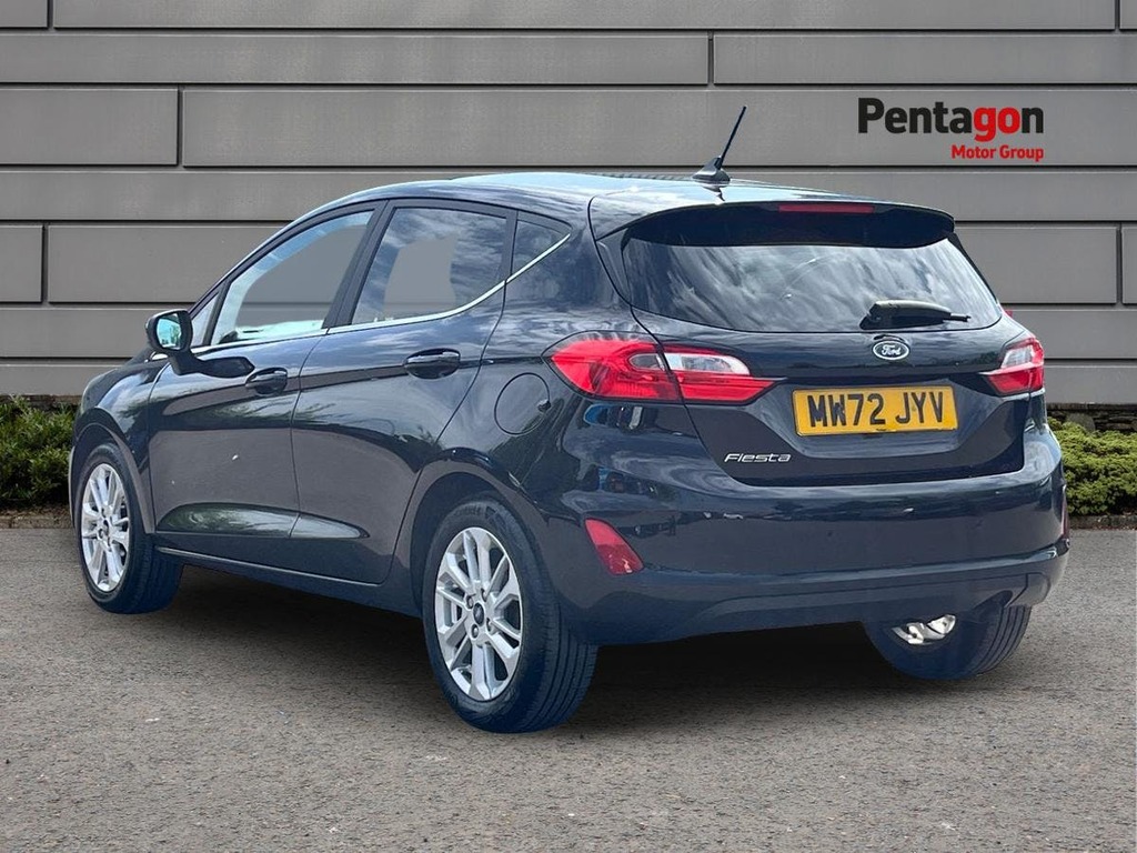 Ford Fiesta 1.0T Ecoboost Titanium Hatchback MW72JYV Black #2
