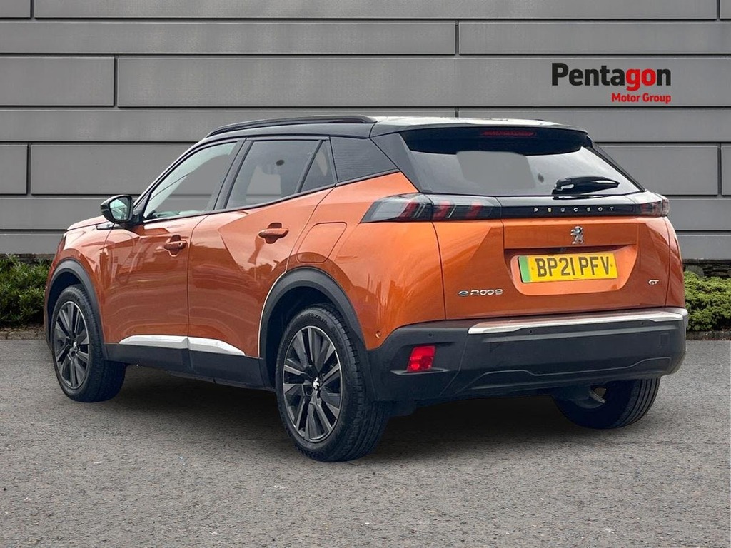 Peugeot e-2008 50Kwh Gt Premium Suv 136 Ps BP21PFV Orange #2