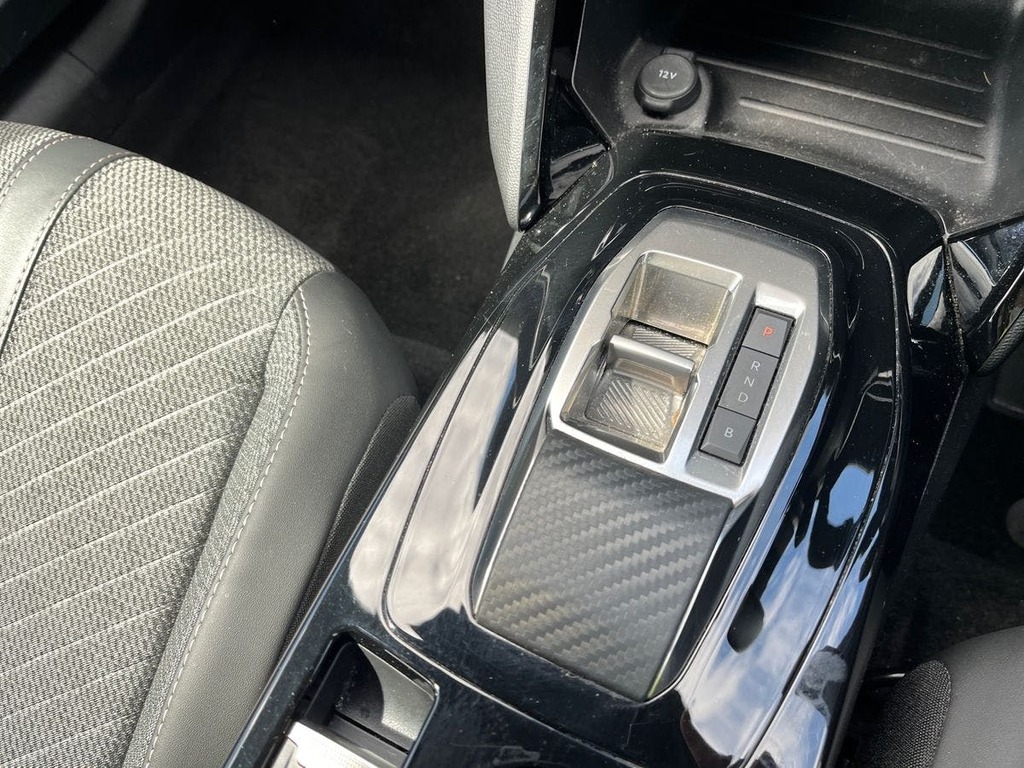 Peugeot e-2008 Gt Grey #31