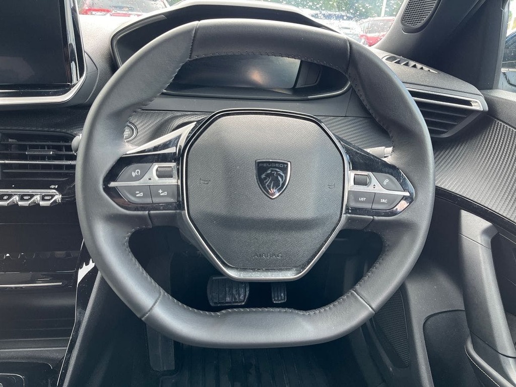 Peugeot e-2008 Gt Grey #21