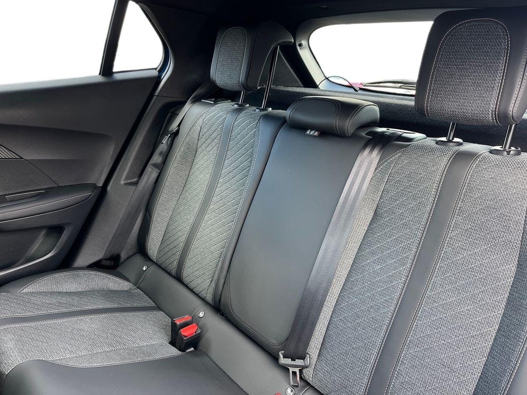 Peugeot e-2008 Gt Grey #9