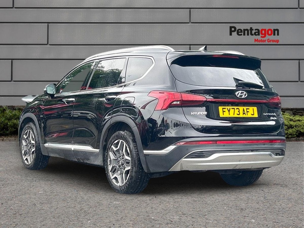 Hyundai Santa Fe 1.6 T Gdi 13.8Kwh Ultimate Suv Plug In Black #2