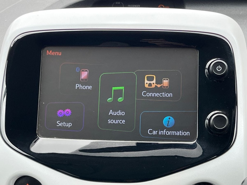 Toyota Aygo X-pression Red #16
