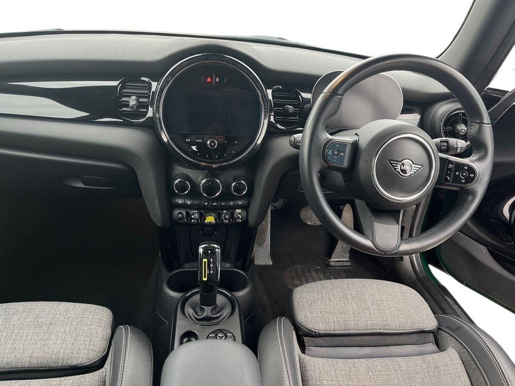 Mini Electric Cooper Se 32.6Kwh Level 2 Hatchback A Green #6