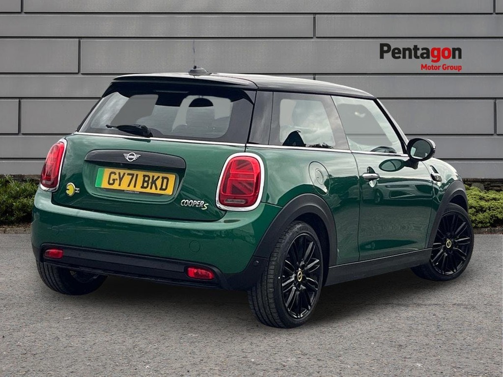 Mini Electric Cooper Se 32.6Kwh Level 2 Hatchback A Green #4