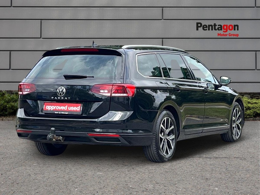 Volkswagen Passat 2.0 Tdi Evo Sel Estate Dsg Euro 6 Ss GSZ9243 Black #4