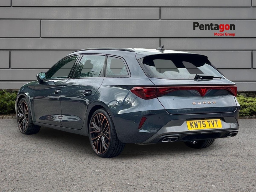 Cupra Leon 1.5 Etsi V3 Estate Hybrid Dsg Euro 6 S KW75TVT Grey #2