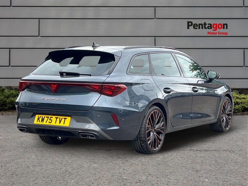 Cupra Leon 1.5 Etsi V3 Estate Hybrid Dsg Euro 6 S KW75TVT Grey #4