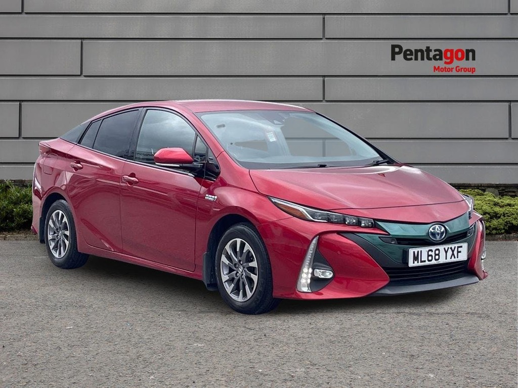Toyota Prius 1.8 Vvt 8.8Kwh Excel Hatchback Plug In Red