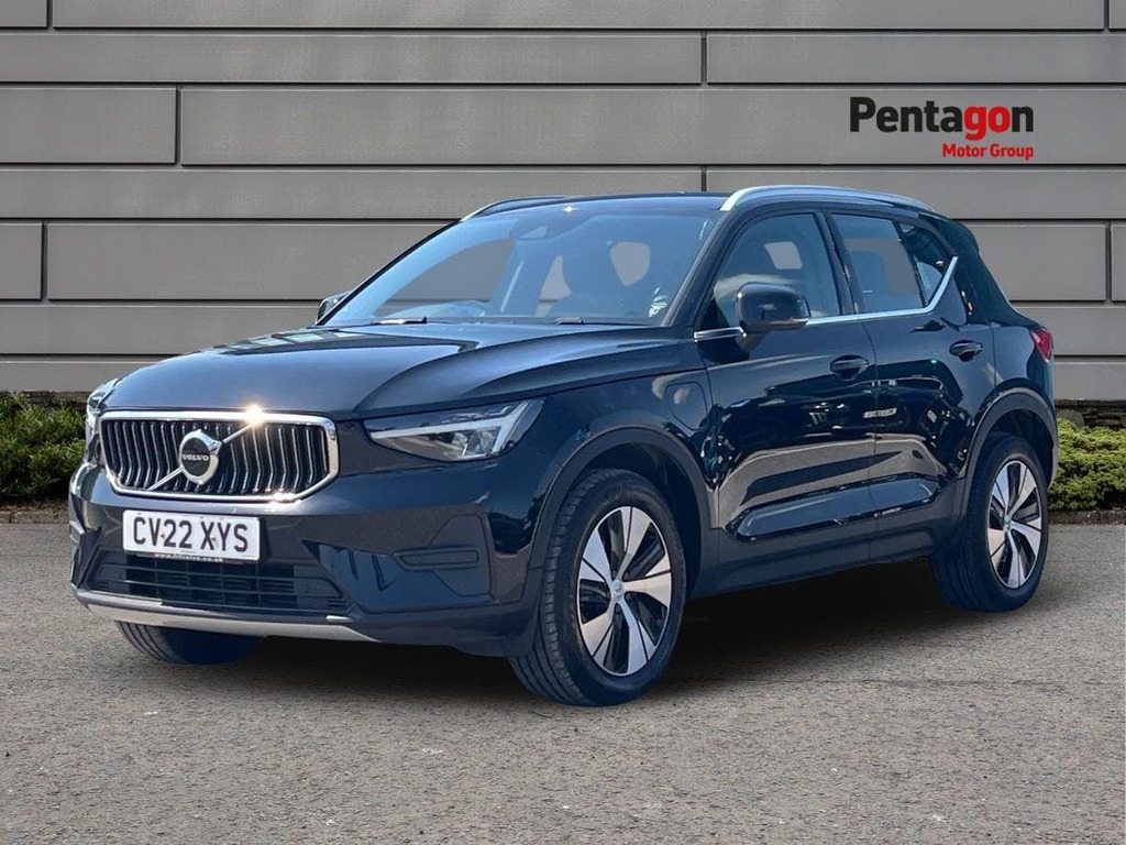 Volvo XC40 1.5H T4 Recharge 10.7Kwh Core Suv Plug CV22XYS Black #3