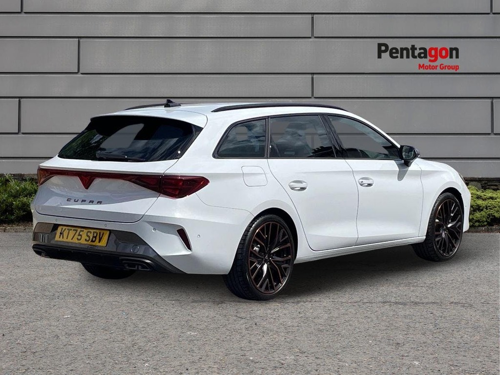 Cupra Leon 1.5 Etsi V3 Estate Hybrid Dsg Euro 6 S White #4