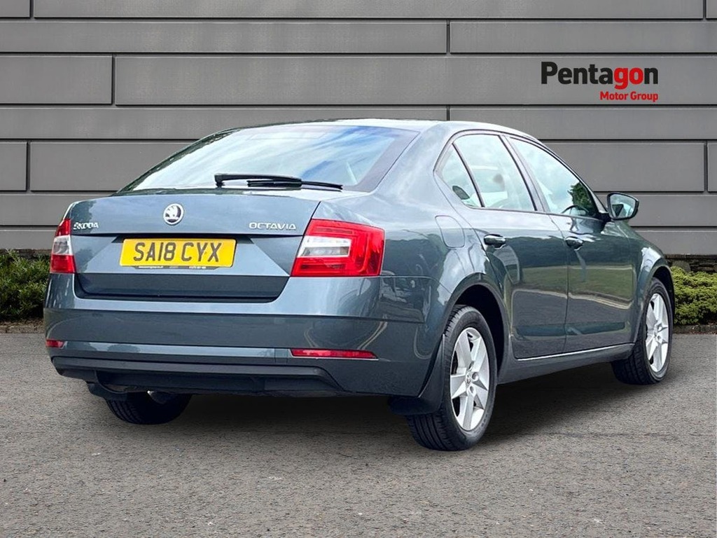 Skoda Octavia 1.4 Tsi Se Hatchback Dsg Euro 6 Ss Grey #4