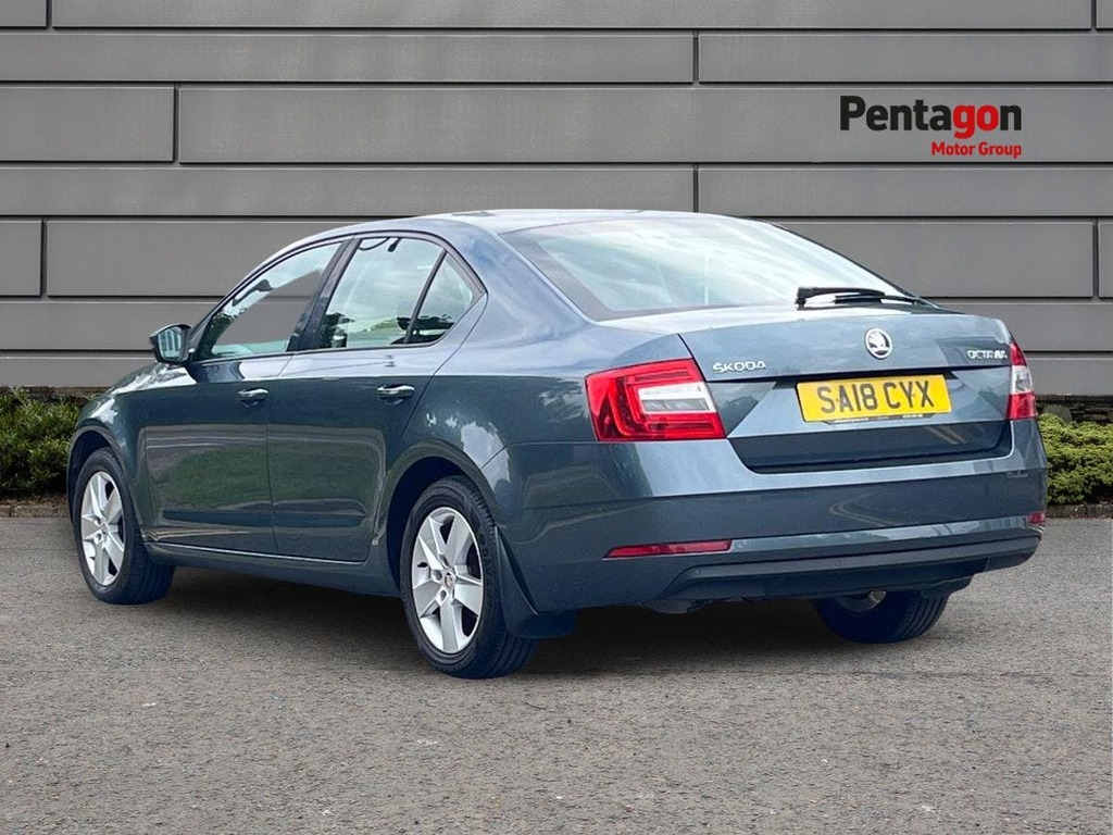 Skoda Octavia 1.4 Tsi Se Hatchback Dsg Euro 6 Ss Grey #2