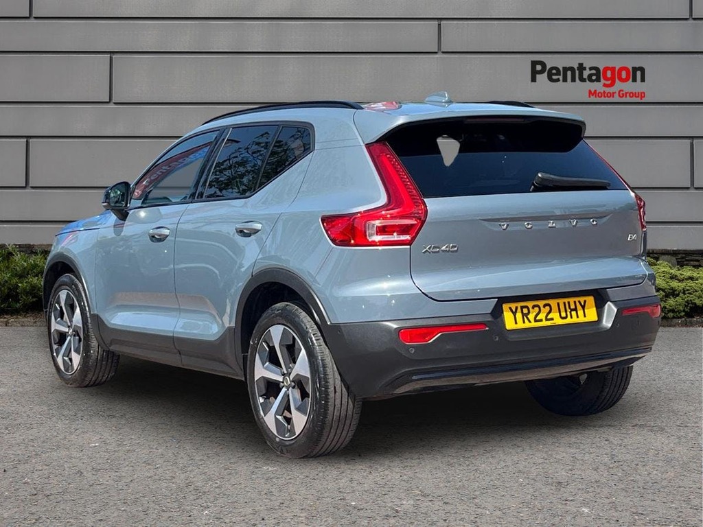 Volvo XC40 2.0 B4 Mhev Ultimate Suv Hybrid Dct Aut YR22UHY Grey #2