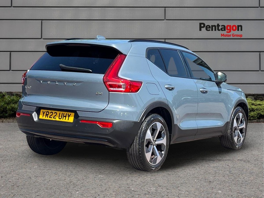 Volvo XC40 2.0 B4 Mhev Ultimate Suv Hybrid Dct Aut YR22UHY Grey #4