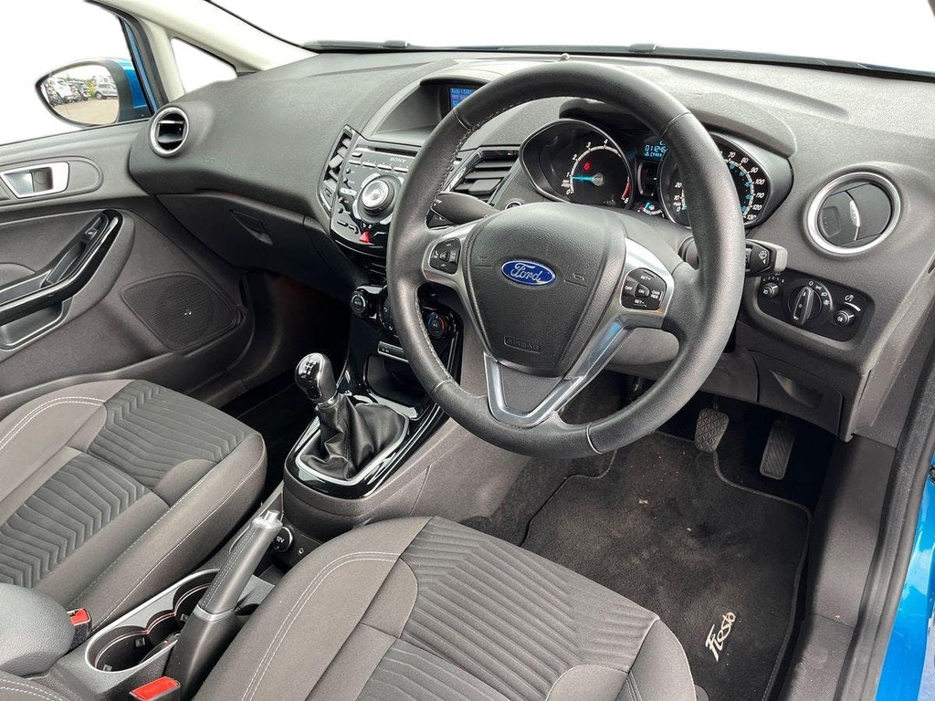 Ford Fiesta 1.2 Zetec 81 Bhp Black #5