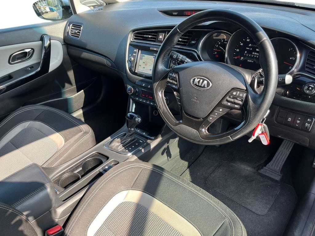 Kia Ceed 1.6 Crdi 3 Hatchback Dct Euro 6 Ss Silver #5