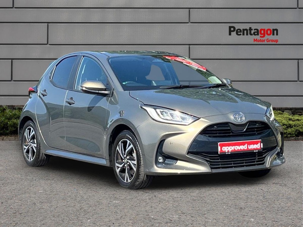 Toyota Yaris 1.5 Vvt H Design Hatchback Hybrid E Cvt Brown