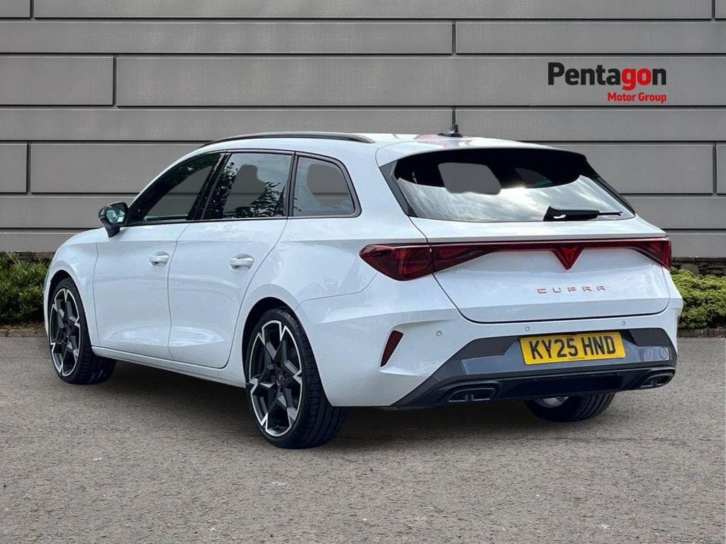 Cupra Leon 1.5 Etsi V2 Estate Hybrid Dsg Euro 6 S White #2