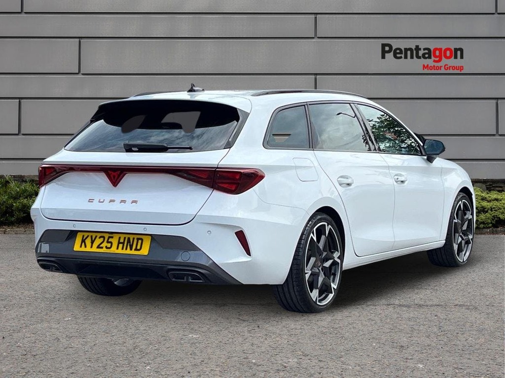 Cupra Leon 1.5 Etsi V2 Estate Hybrid Dsg Euro 6 S White #4