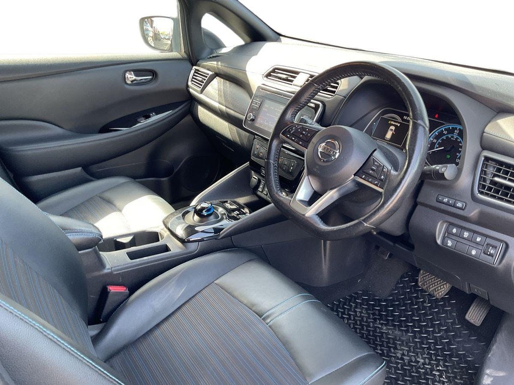 Nissan Leaf 40Kwh N Connecta Hatchback 150 Black #5