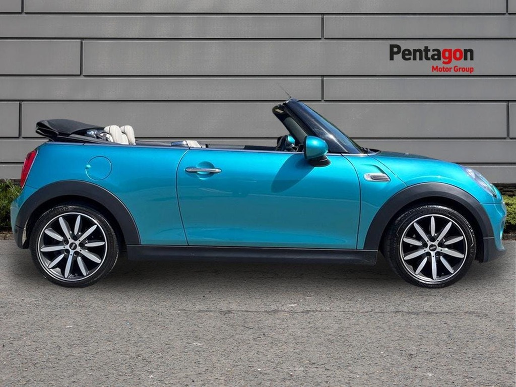 Mini Convertible Cooper Black #11