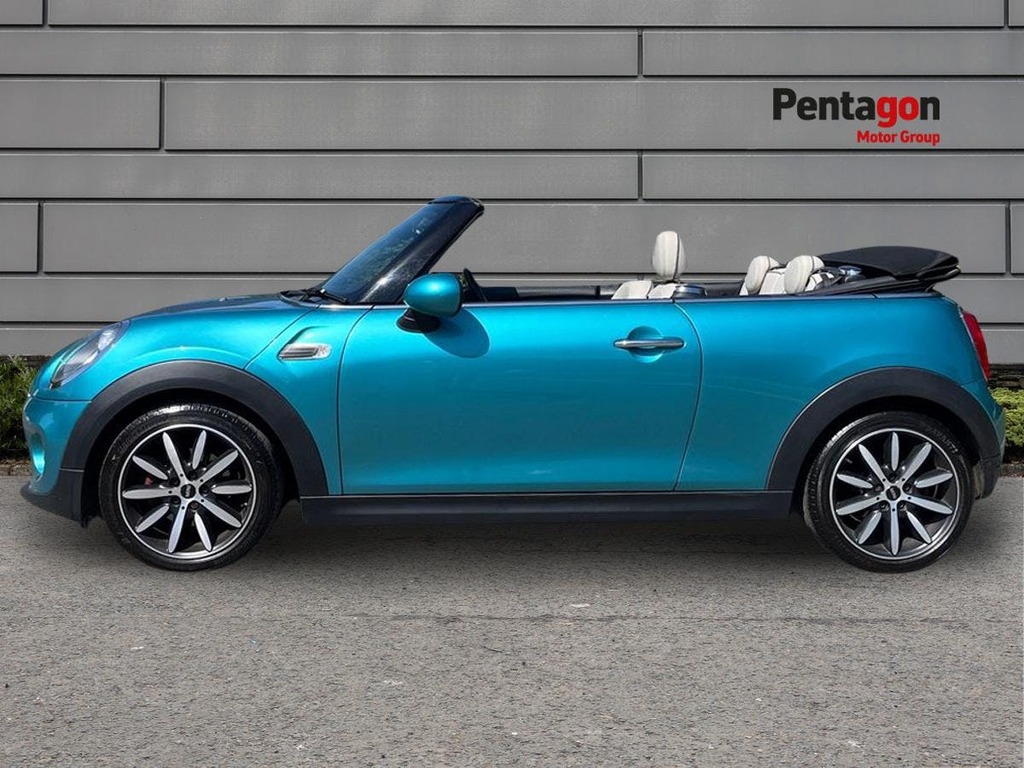 Mini Convertible Cooper Black #12