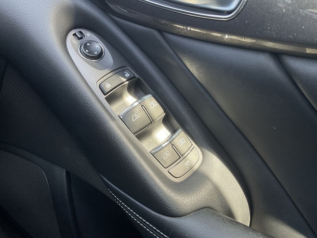 Infiniti Q50 2.2D Premium  #16