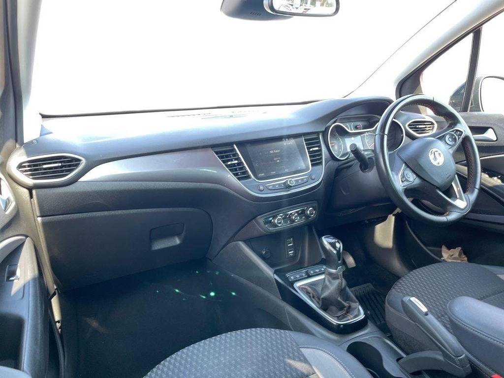 Vauxhall Crossland X 1.2 Se White #7
