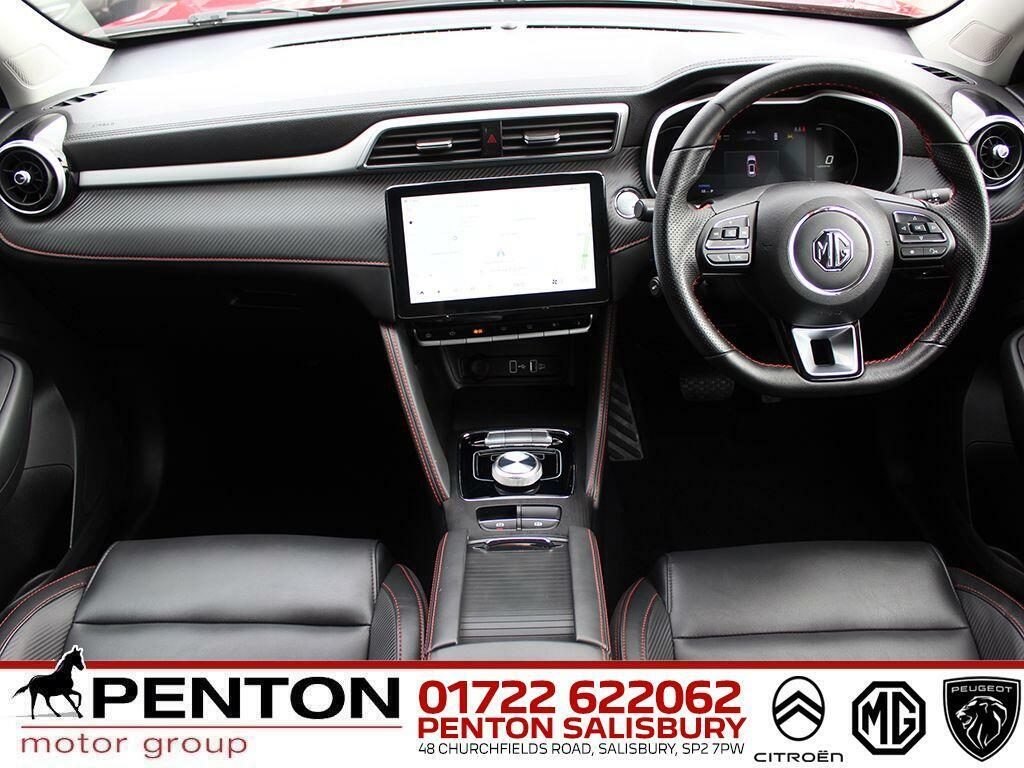 MG ZS 51.1Kwh Trophy Connect Red #6