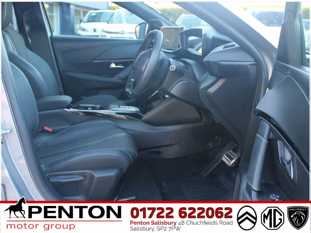 Peugeot e-208 115Kw Gt 51Kwh Black #12