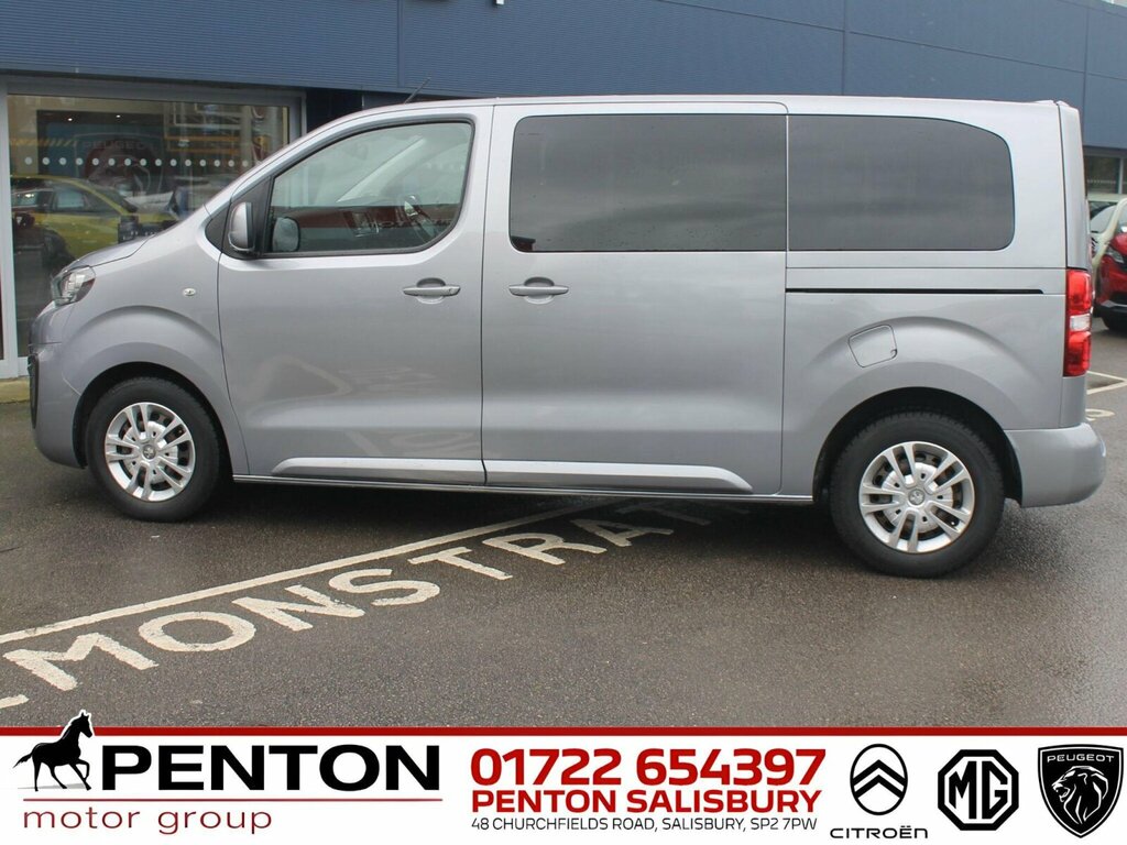 Peugeot Traveller Active Black #2