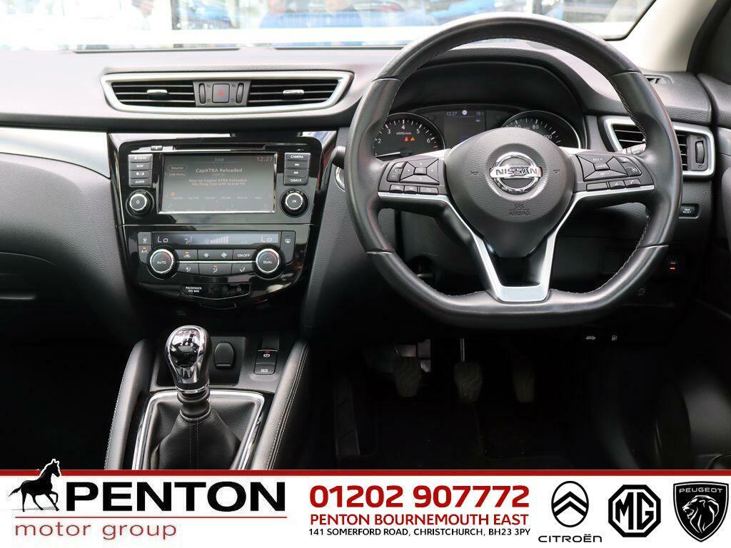 Nissan Qashqai 1.3 Dig-t Acenta Premium  #9