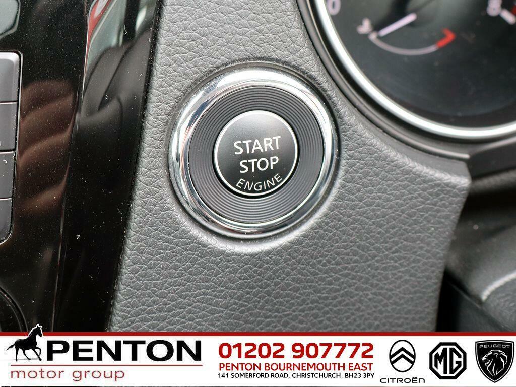 Nissan Qashqai 1.3 Dig-t Acenta Premium  #21