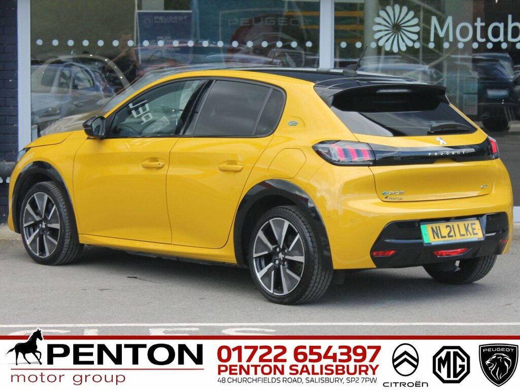 Peugeot e-208 50Kwh Gt Premium Yellow #3