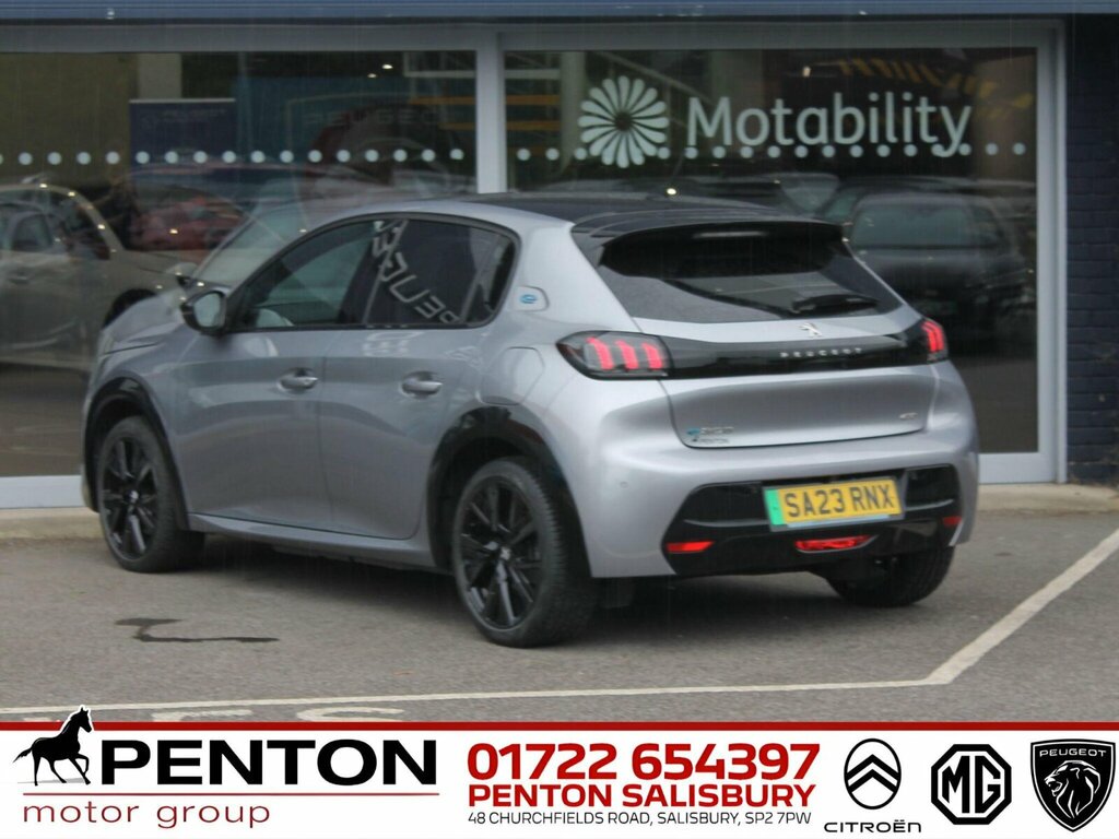 Peugeot e-208 50Kwh Gt 7.4Kw Charger #3