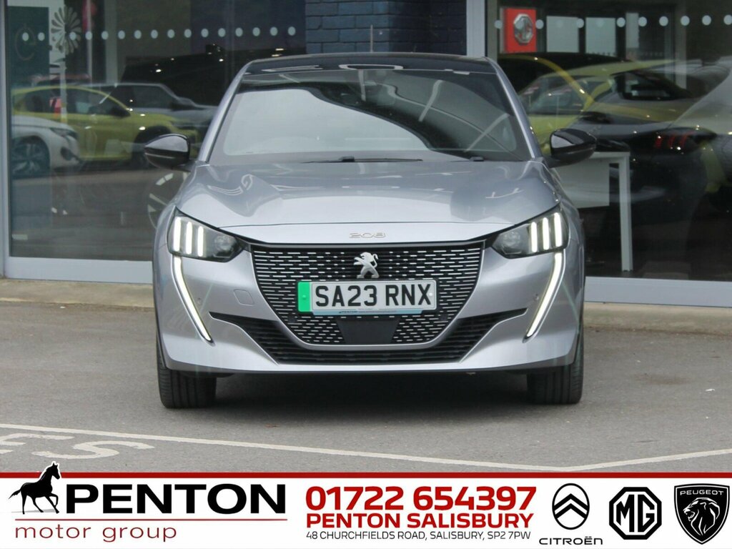 Peugeot e-208 50Kwh Gt 7.4Kw Charger #2