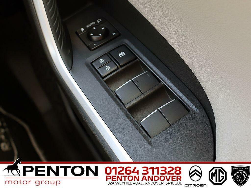Toyota Rav 4 2.5 219Bhp Dynamic Awd Hybrid White #16