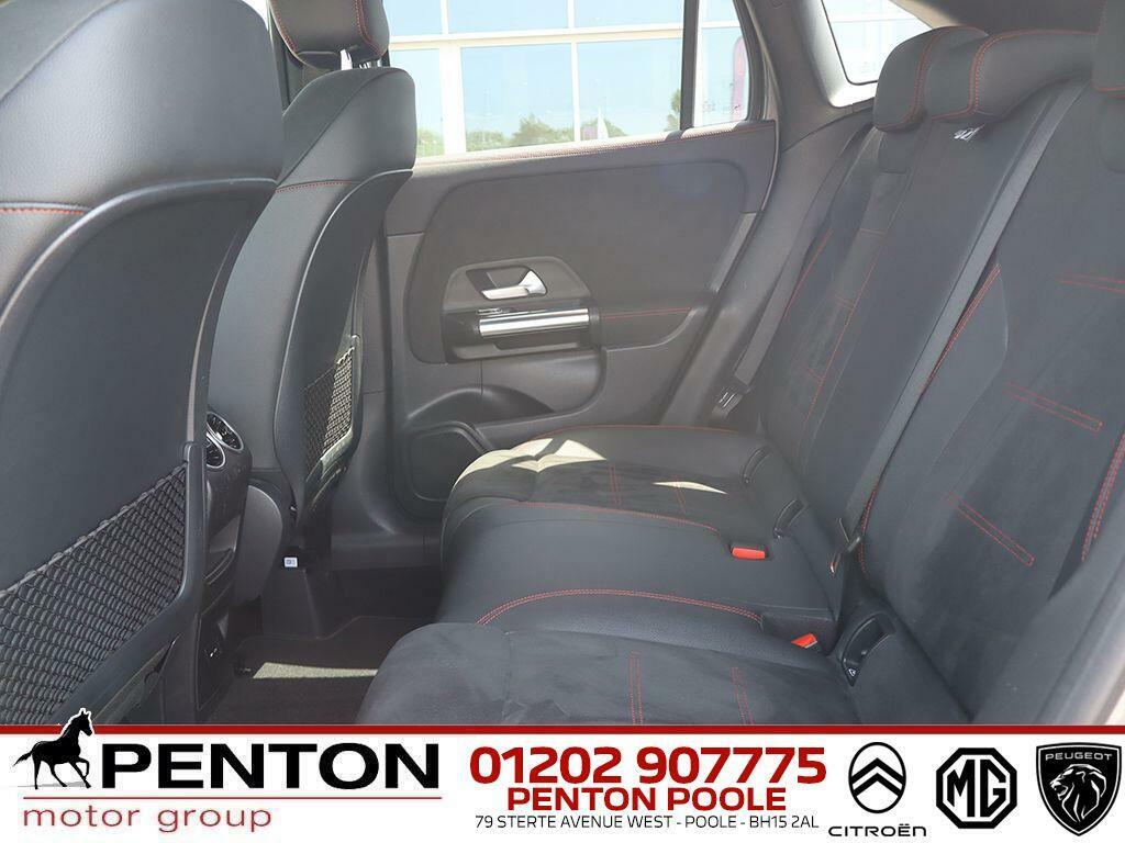 Mercedes-Benz GLA Class Gla 250E Exclusive Edition Black #7
