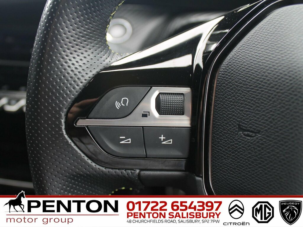 Peugeot 2008 0.0 Gt 135 Bhp Orange #12