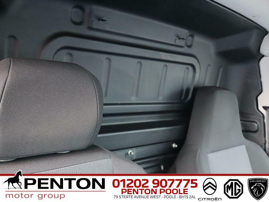 Vauxhall Combo 1.5 Turbo D 2300 Sportive L1 H1 Euro 6  #7